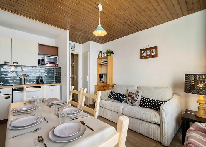 Apartment Ski-in Chalet-style View Flat